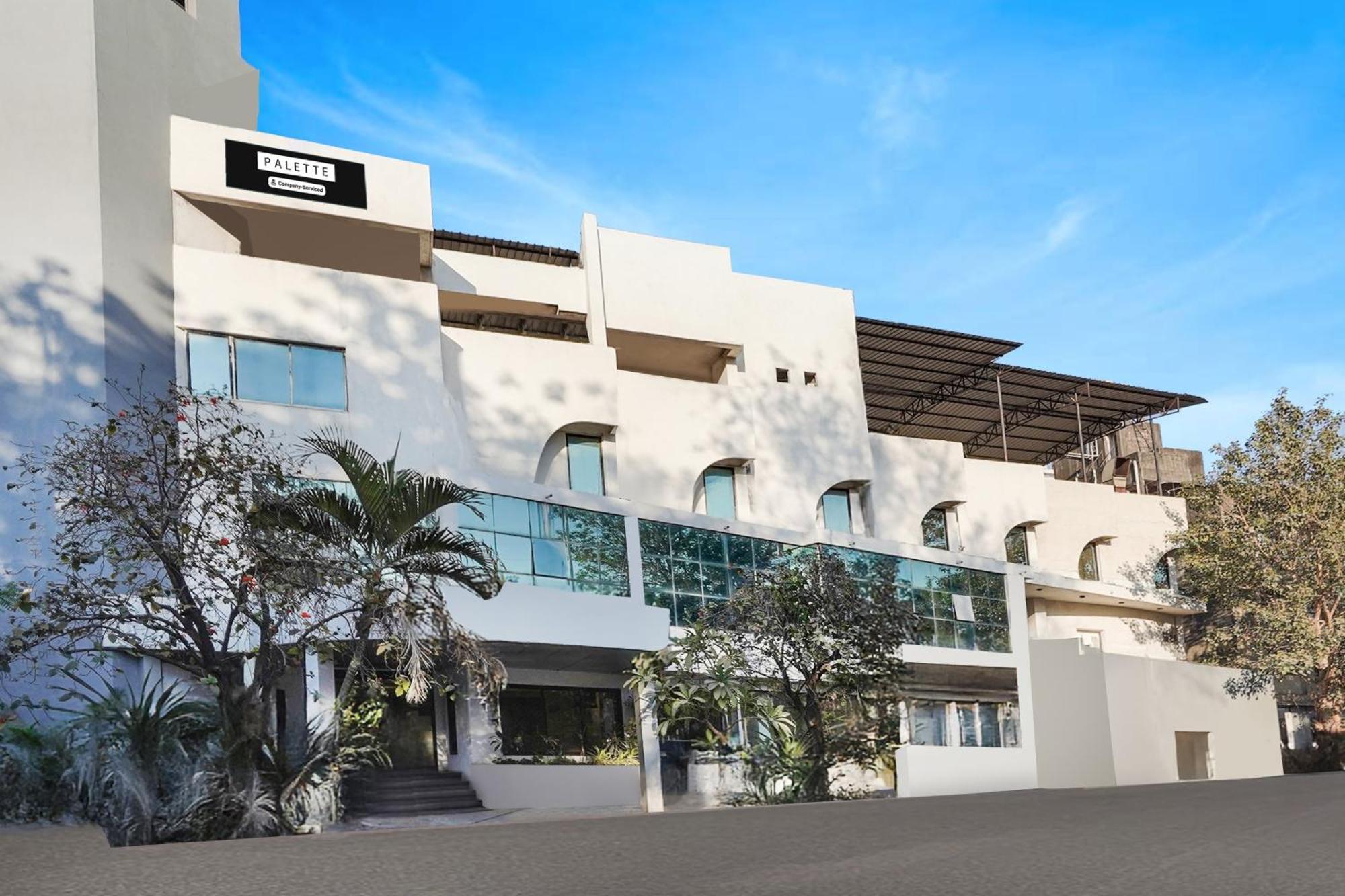 Palette Country Club Surat 호텔 외부 사진